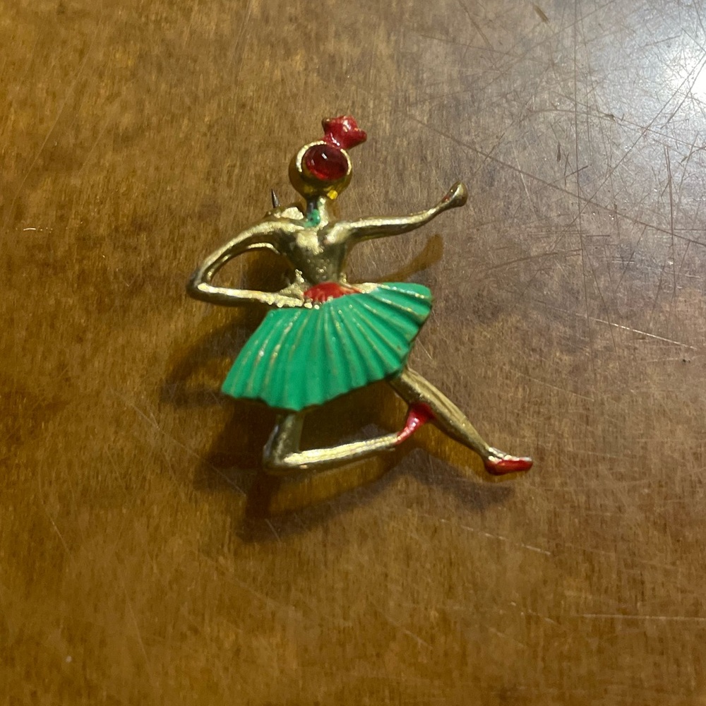 Vintage Gold Tone Ballet Dancer Brooch Pin Jewelry Rhinestone Festive Unique